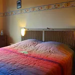 Semesterbostad Grand Logis Des Chouettes, 5 Chambres, Proche De Verdun Et Ses Sites De La Grande Guerre