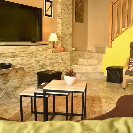 Grand Logis Des Chouettes, 5 Chambres, Proche De Verdun Et Ses Sites De La Grande Guerre