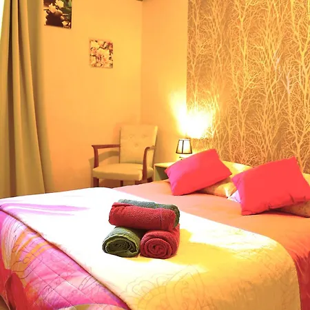 Holiday home Grand Logis Des Chouettes, 5 Chambres, Proche De Verdun Et Ses Sites De La Grande Guerre *